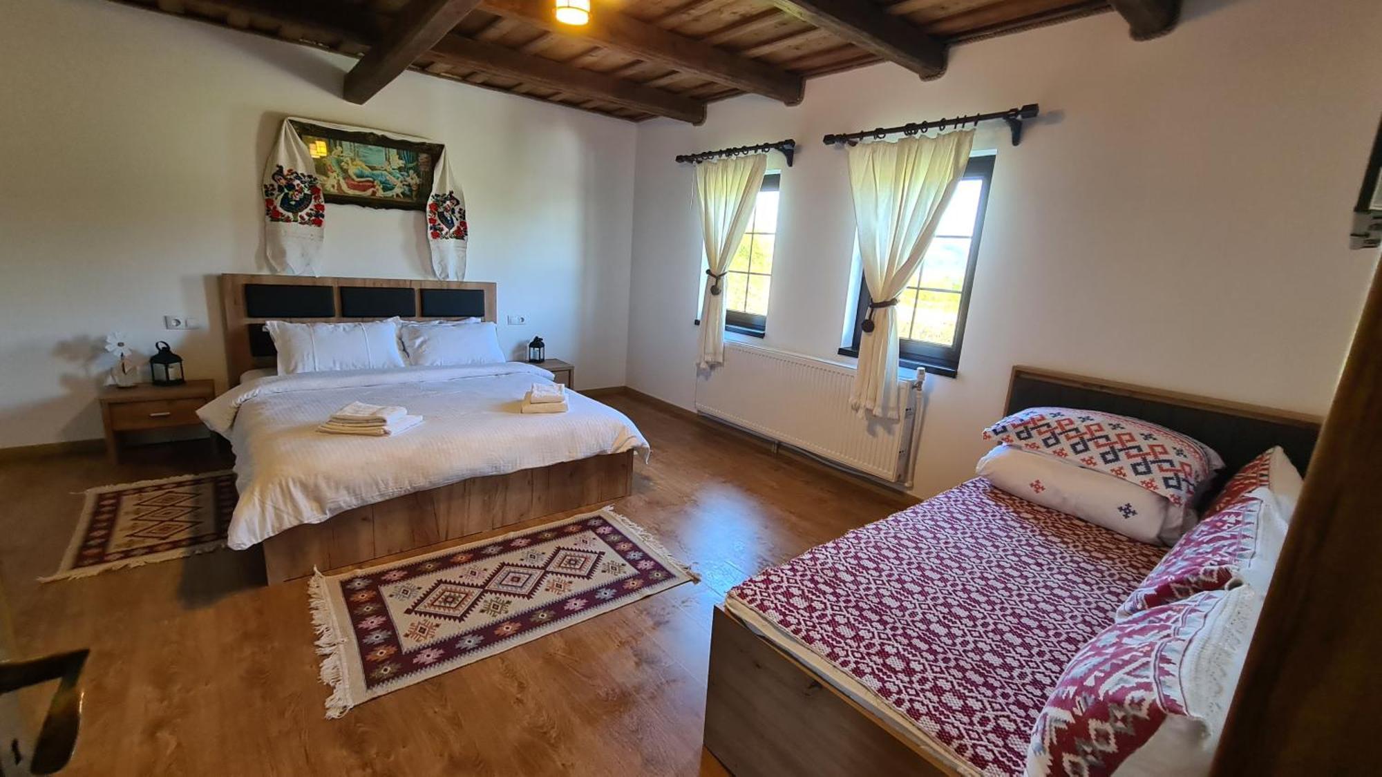 Casa Bunicilor Din Oncesti Vila Exterior foto